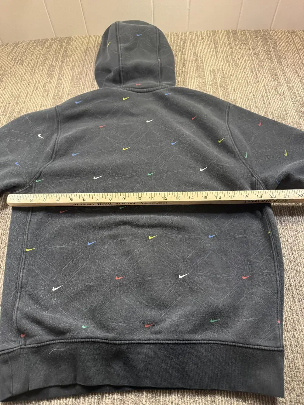 Nike Hoodie Mens Small Gray Pullover Fleece Sweatshirt Multicolor Swoosh Logo
